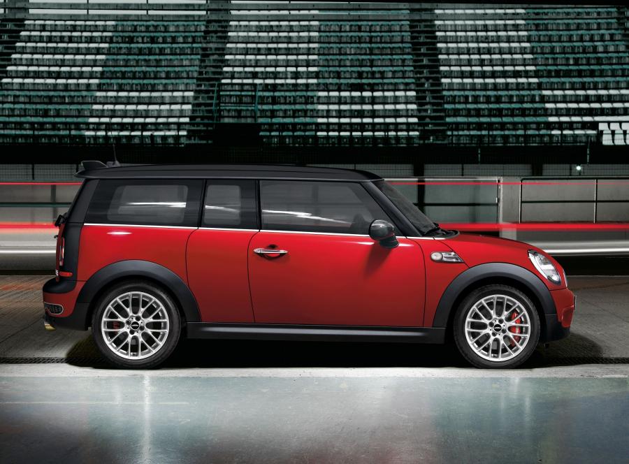  Mini Cooper JCW Clubman 2009 года  (фото 23 из 41)